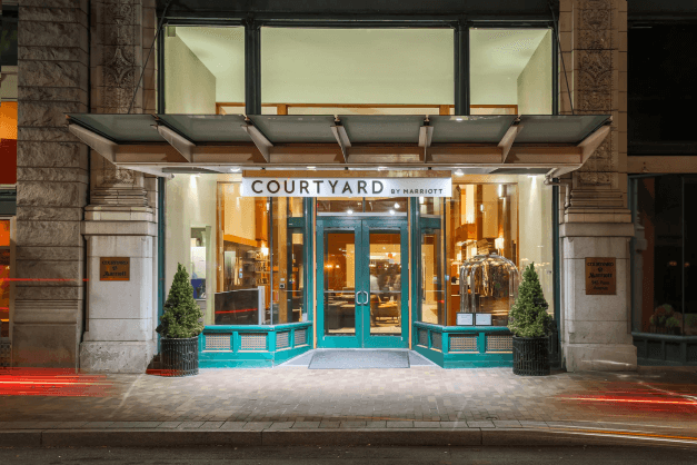 Entrance - Courtyard by Marriott